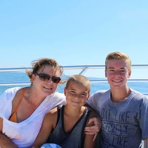 Meet your Posher, Maura